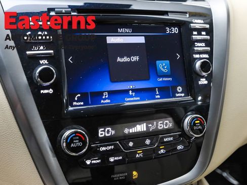 Used 2023 Nissan Murano SV image 19