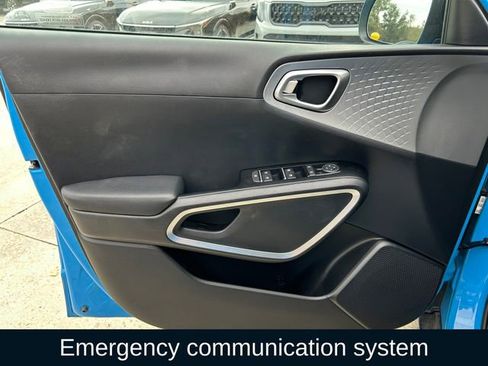 Used 2025 Kia Soul S image 13