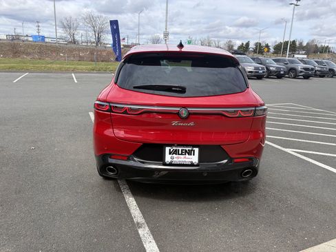 Certified 2024 Alfa Romeo Tonale Veloce w/ Active Assist Package image 8