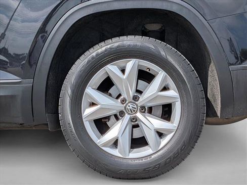 Used 2019 Volkswagen Atlas SE FWD image 24