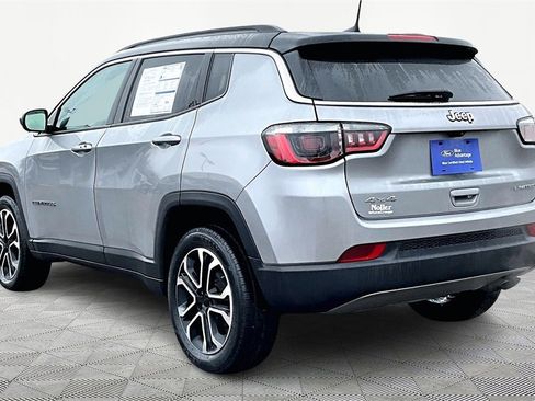 Used 2022 Jeep Compass Limited image 13