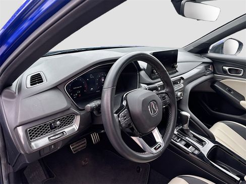 Used 2024 Acura Integra A-Spec image 9