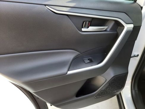 Used 2025 Toyota RAV4 XLE w/ Convenience Package image 35