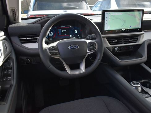 New 2026 Ford Explorer Active image 16