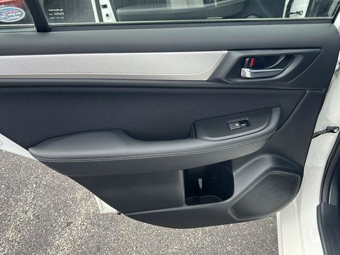 Used 2019 Subaru Legacy 2.5i Premium AWD/4WD image 14