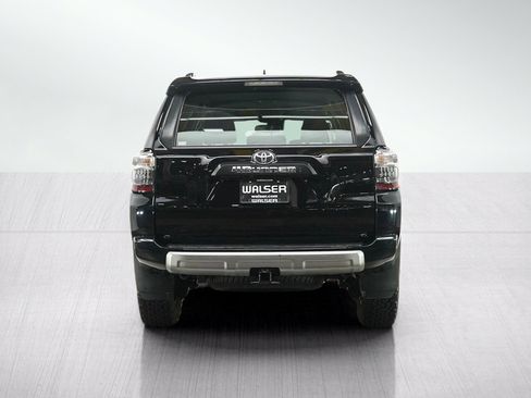 Used 2022 Toyota 4Runner TRD Off-Road Premium AWD/4WD image 4