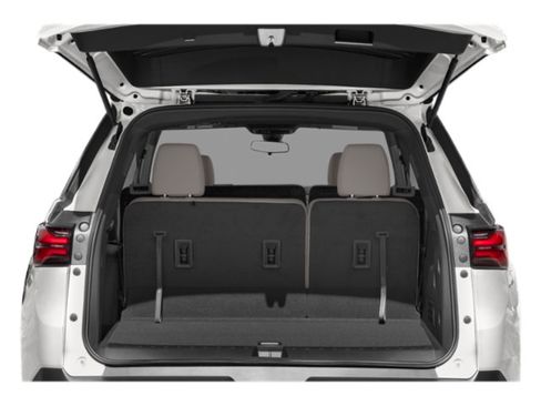 Used 2023 Chevrolet Traverse RS w/ LPO, Floor Liner Package AWD/4WD image 8