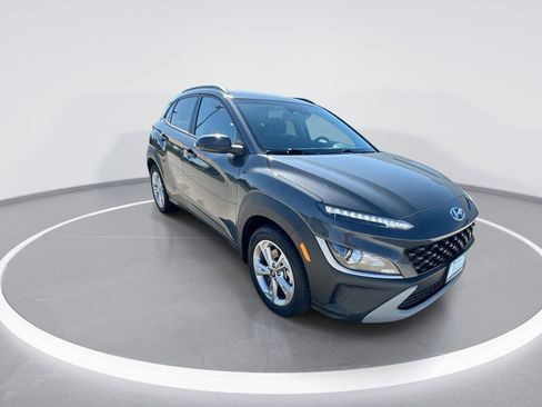 Used 2023 Hyundai Kona SEL w/ Convenience Package AWD/4WD image 2