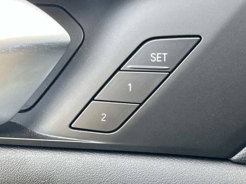 Used 2023 BMW X5 xDrive45e w/ Executive Package image 21