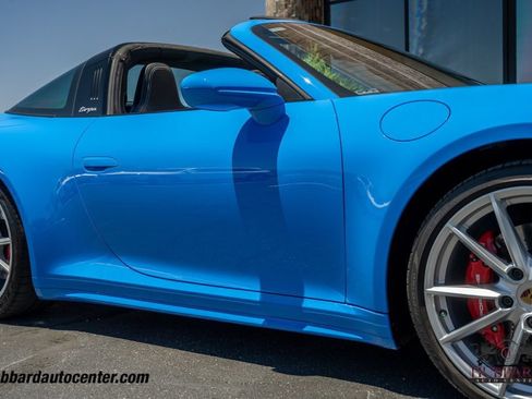 Used 2023 Porsche 911 AWD/4WD image 32