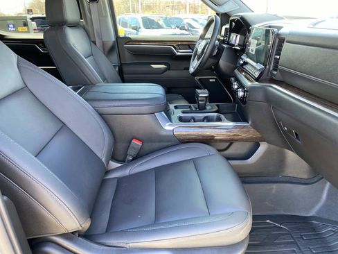 Used 2026 GMC Sierra 1500 Elevation w/ Elevation Premium Package AWD/4WD image 26