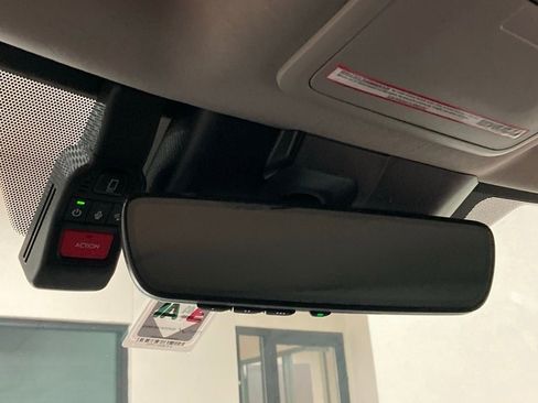 Used 2024 Toyota Tundra Limited image 24