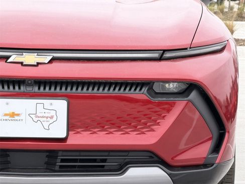 New 2026 Chevrolet Equinox EV LT image 8