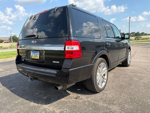 Used 2015 Ford Expedition Limited w/ Equipment Group 301A AWD/4WD image 3