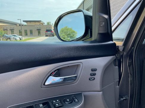 Used 2016 Honda Odyssey Touring Elite image 31