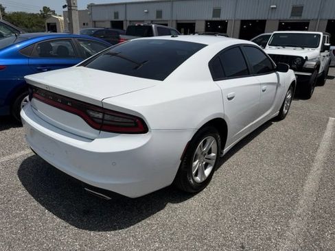 Used 2021 Dodge Charger SXT RWD image 8