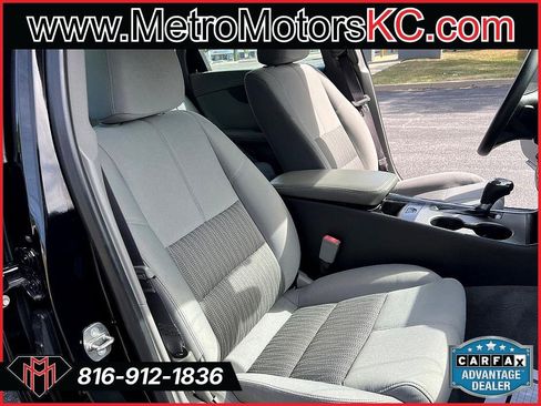 Used 2017 Chevrolet Impala LS w/ Protection Package image 30