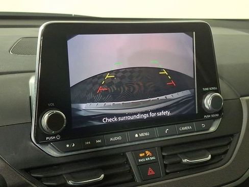 Used 2023 Nissan Altima 2.5 SR AWD/4WD image 17