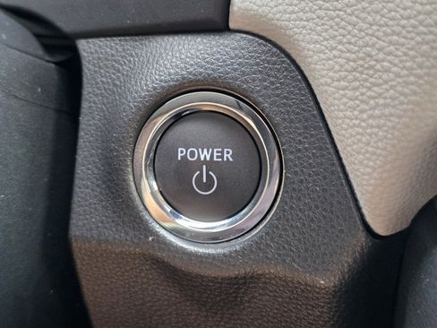 Certified 2025 Toyota RAV4 XLE AWD/4WD image 29