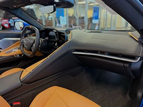 Used 2024 Chevrolet Corvette Stingray Preferred Conv w/ 2LT image 14