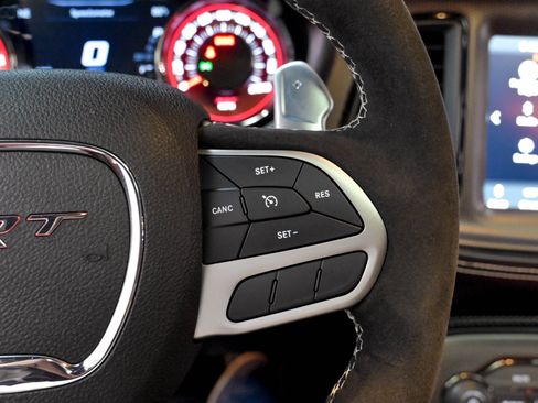Used 2023 Dodge Challenger SRT Hellcat RWD image 60