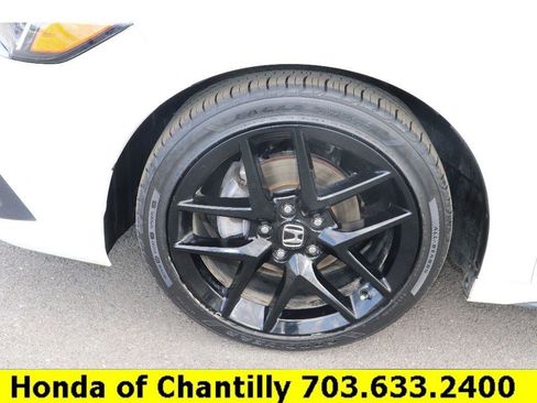 Used 2024 Honda Civic Sport image 28