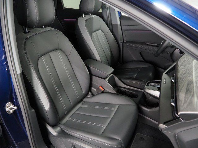 Used 2023 Audi Q4 e-tron Premium Plus w/ Premium Plus RWD image 2