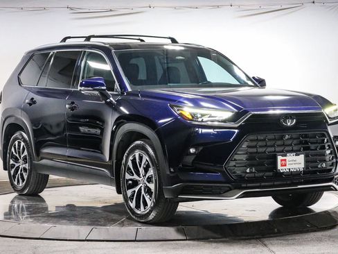 Certified 2024 Toyota Grand Highlander AWD Hybrid image 6