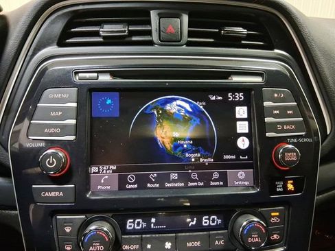 Used 2021 Nissan Maxima SR w/ Sport Mat Group image 8