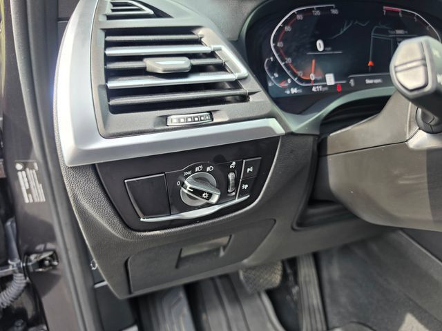 Used 2024 BMW X3 xDrive30i w/ Premium Package AWD/4WD image 24