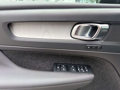 New 2026 Volvo XC40 B5 Core w/ Climate Package AWD/4WD image 12
