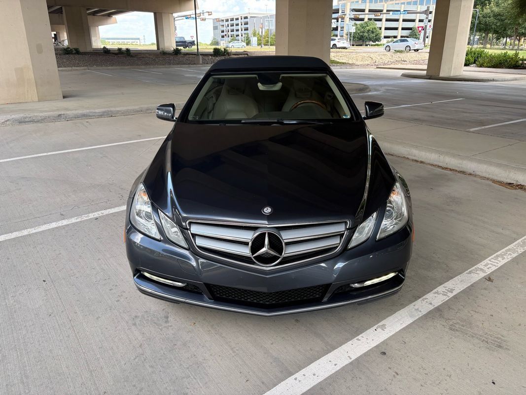 Used 2012 Mercedes-Benz E 350 Cabriolet image 3