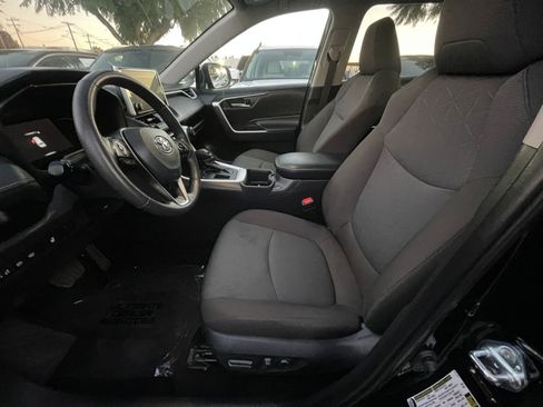 Used 2025 Toyota RAV4 XLE w/ Weather Package image 30
