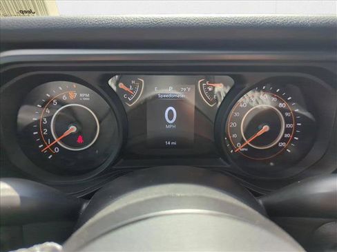 New 2025 Jeep Gladiator Sport image 11