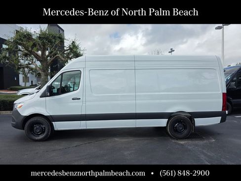 New 2026 Mercedes-Benz Sprinter 2500 image 3