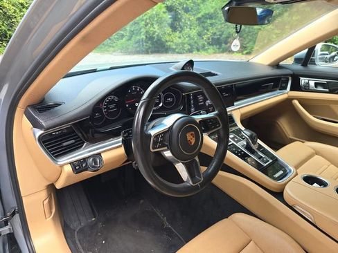 Used 2019 Porsche Panamera 4 AWD/4WD image 14