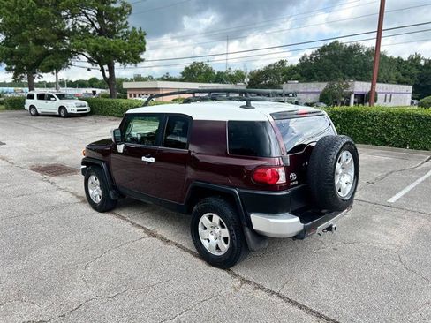 Used 2007 Toyota FJ Cruiser 2WD image 36
