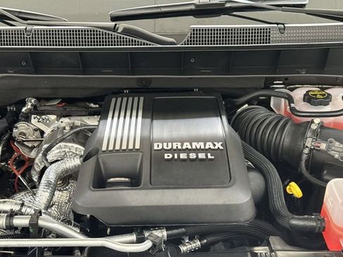 New 2026 Chevrolet Silverado 1500 LTZ w/ Z71 Off-Road Package AWD/4WD image 30