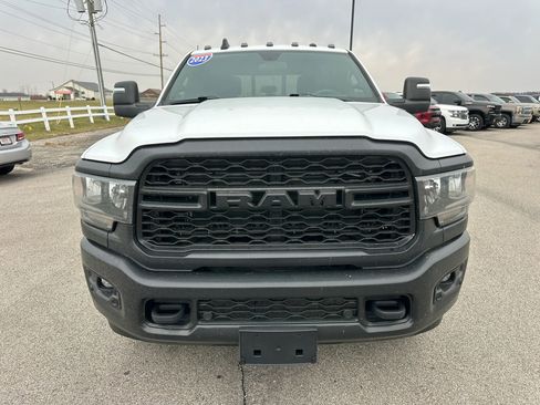 Used 2023 RAM 3500 Tradesman image 9