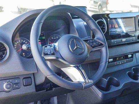 New 2025 Mercedes-Benz Sprinter 2500 image 14
