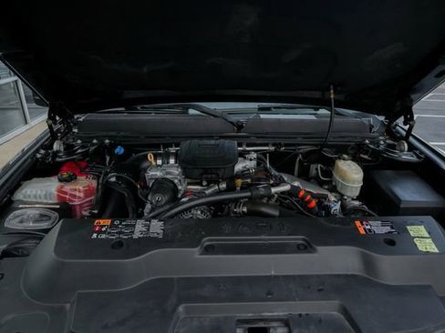 Used 2013 GMC Sierra 3500 Denali image 30