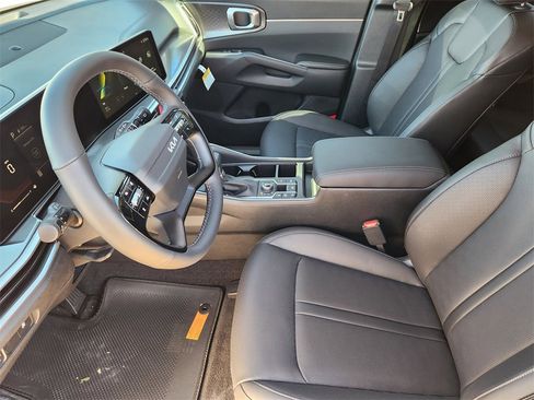 New 2026 Kia Sorento S image 9