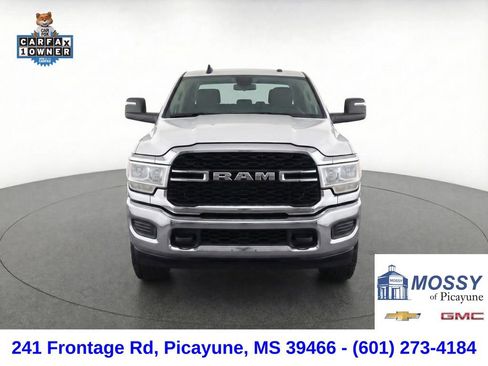 Used 2023 RAM 2500 Tradesman w/ Chrome Appearance Group image 6