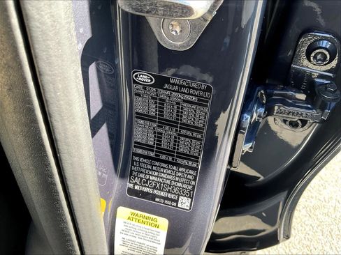 Used 2025 Land Rover Discovery Sport S image 33