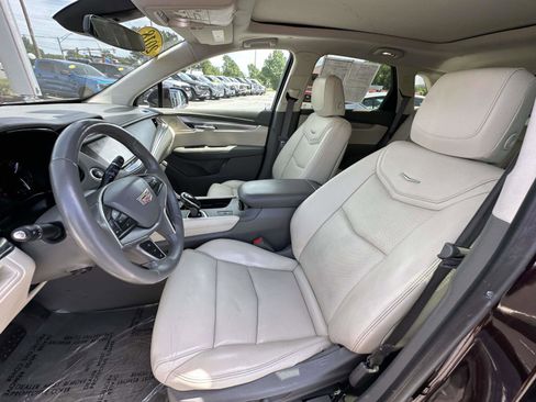Used 2018 Cadillac XT5 Premium Luxury FWD image 20