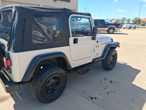 Used 2004 Jeep Wrangler X w/ Wheel Plus Group AWD/4WD image 8