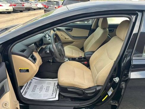 Used 2013 Hyundai Elantra GLS w/ Preferred Pkg FWD image 11