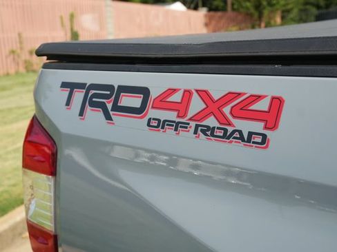Used 2021 Toyota Tundra Limited w/ Limited Premium Package AWD/4WD image 10