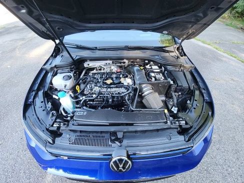 Used 2024 Volkswagen Golf R AWD/4WD image 34