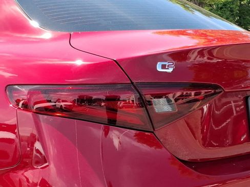 Used 2023 Alfa Romeo Giulia Veloce RWD image 18
